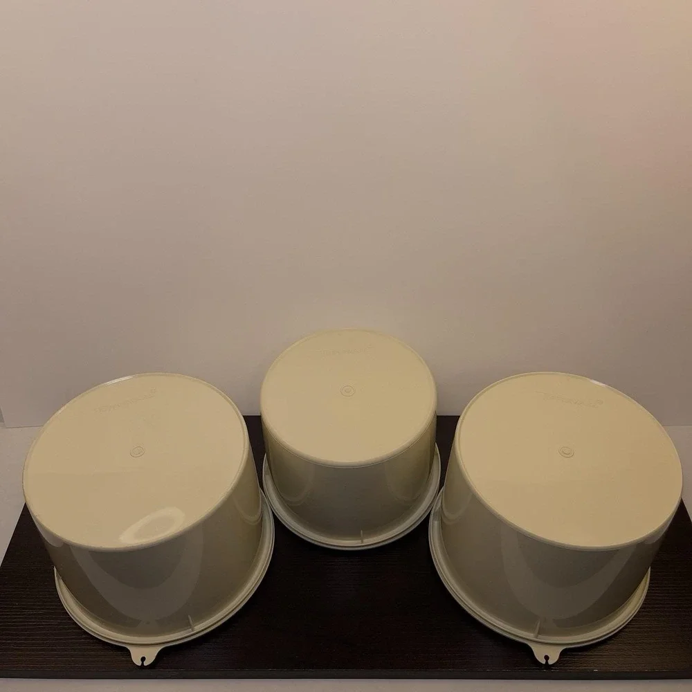 Vtg Tupperware Starburst Almond Canister Set of 3 & Lids #264-10 #265-15 #265-16